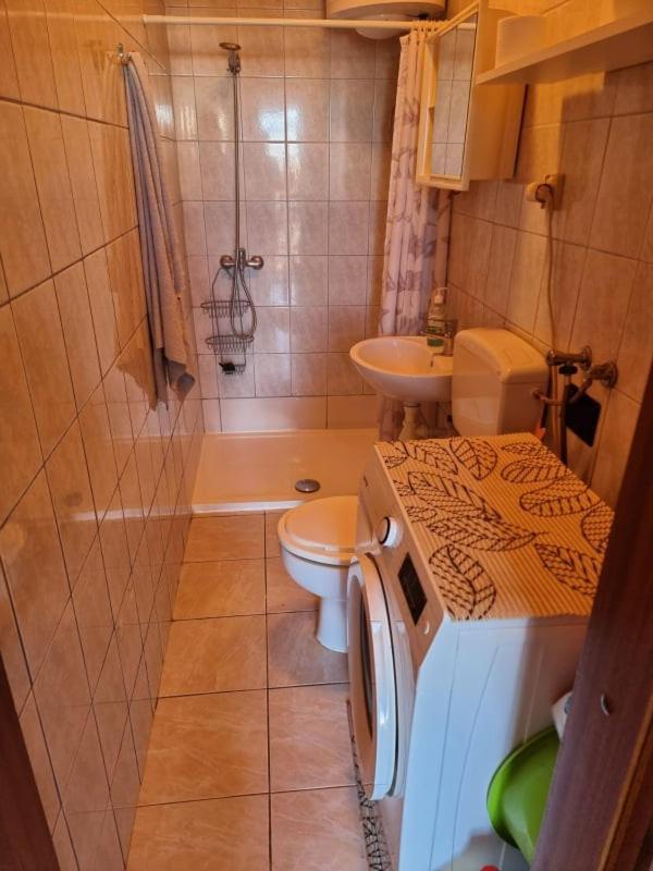 Apartmani Petra Pola Esterno foto