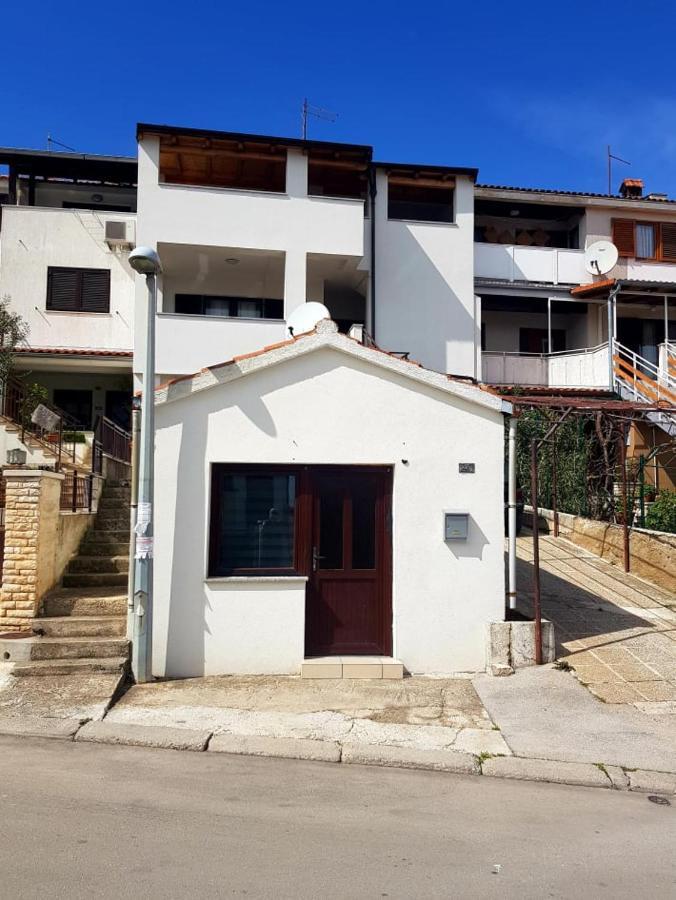 Apartmani Petra Pola Esterno foto