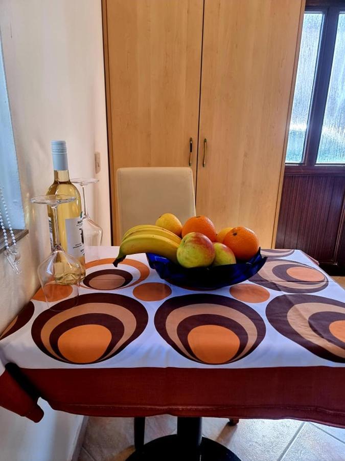 Apartmani Petra Pola Esterno foto